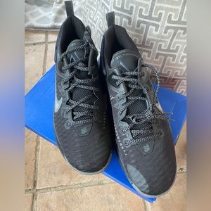 NIKE GIANNIS IMMORTALITY NIB!!